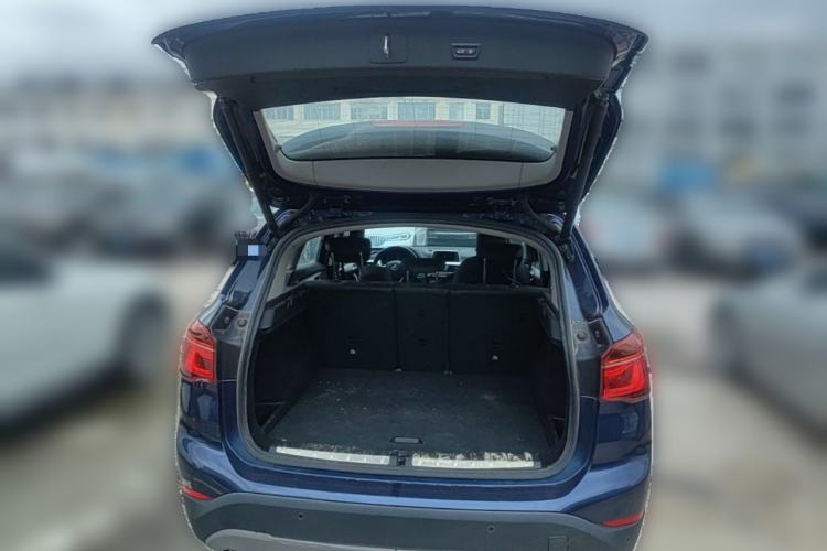 Used BMW X1 2019 sDrive20Li Leading Model Trunk