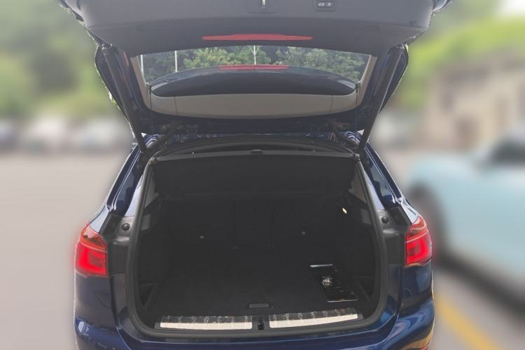 Used BMW X1 2019 sDrive20Li Leading Model Trunk