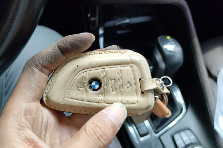 Used BMW X1 2019 sDrive18Li Premium Edition Vehicle Key