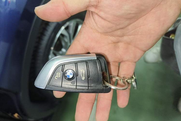 Used BMW X1 2019 sDrive20Li Leading Model Vehicle Key