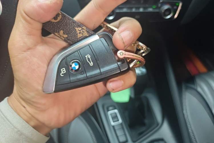 Used BMW X1 2019 sDrive20Li Leading Model Vehicle Key
