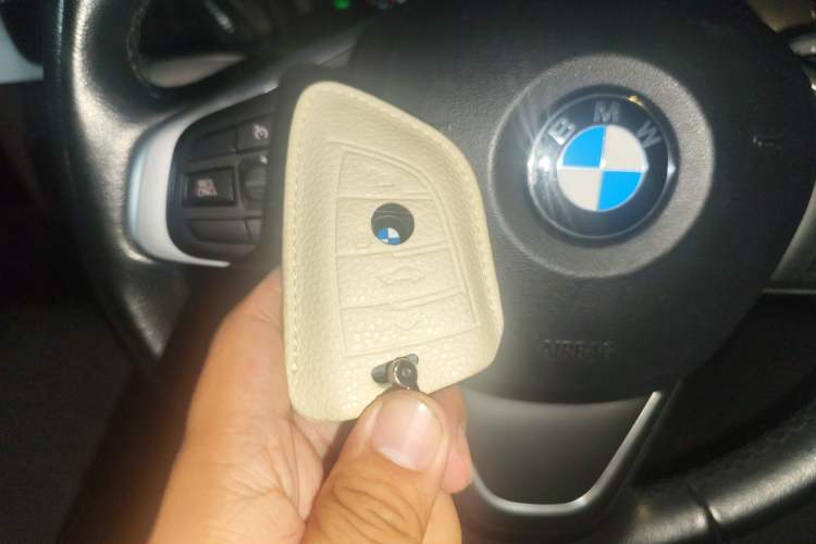 Used BMW X1 2019 sDrive18Li Premium Edition Vehicle Key