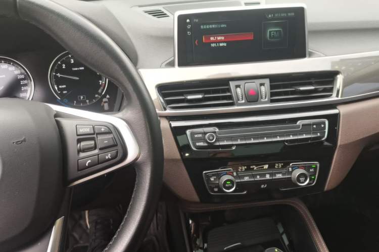 Used BMW X1 2019 xDrive20Li Luxury Model Audio And AC Panel