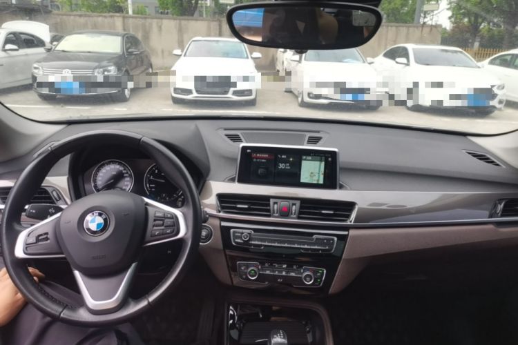 Used BMW X1 2019 xDrive20Li Luxury Model Center Console