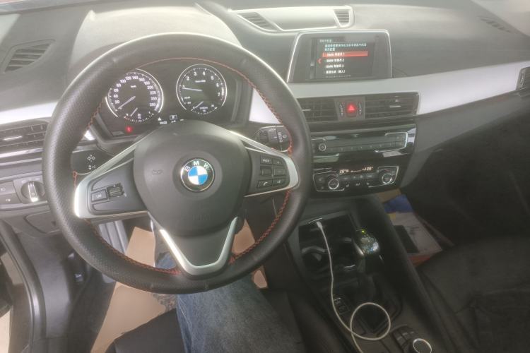 Used BMW X1 2019 sDrive20Li Leading Model Center Console