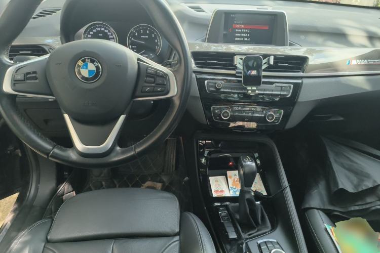 Used BMW X1 2019 sDrive18Li Premium Edition Center Console