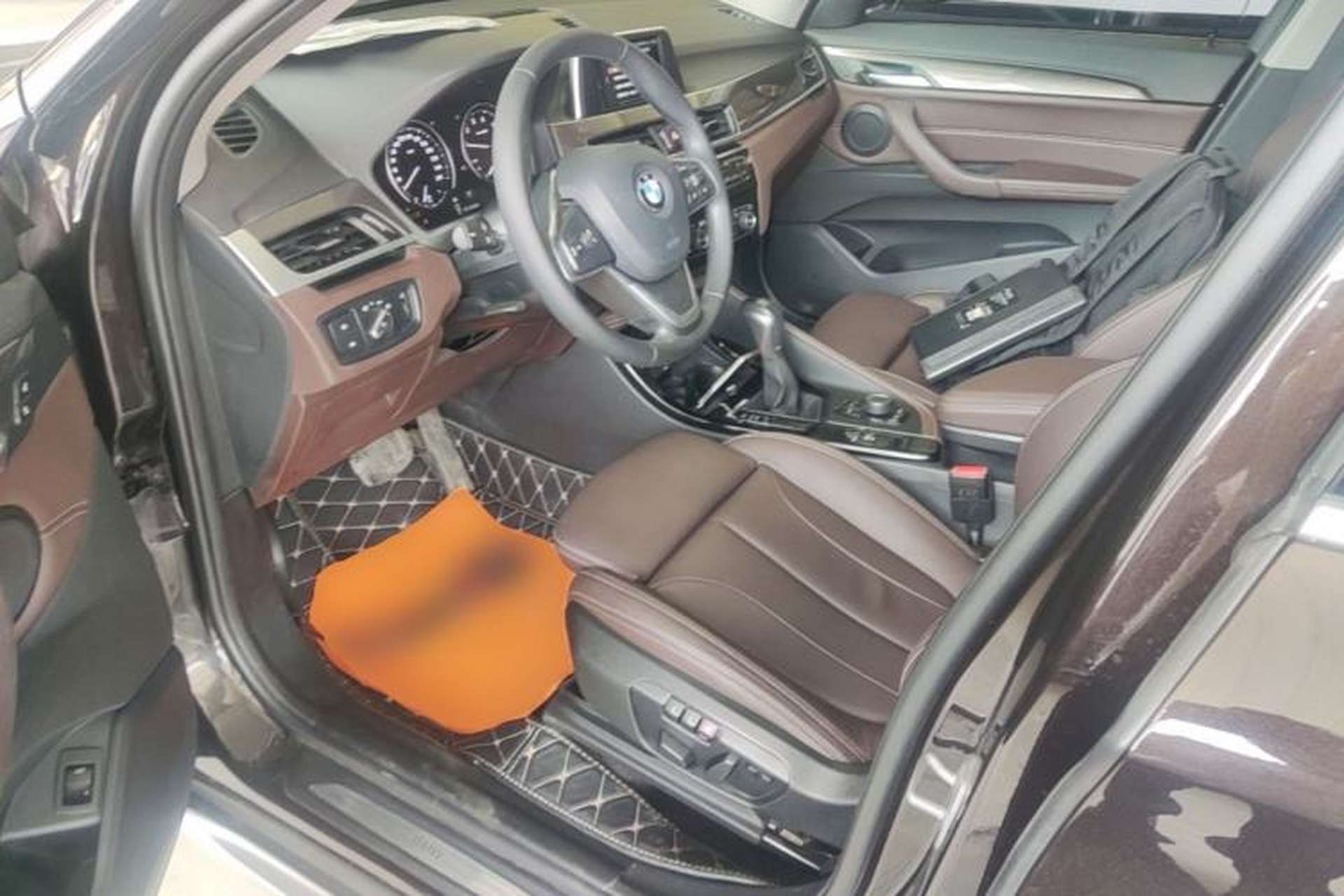 Used BMW X1 2019 sDrive18Li Premium Edition Driver Seat