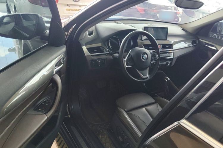 Used BMW X1 2019 sDrive18Li Premium Edition Driver Seat