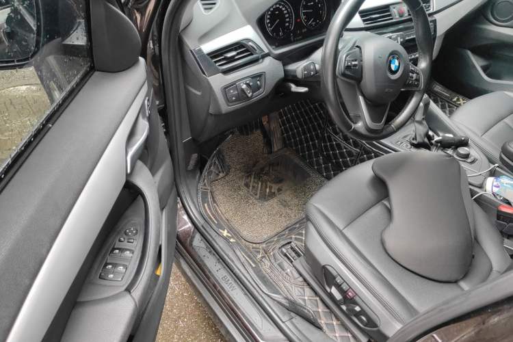 Used BMW X1 2019 sDrive20Li Leading Model Driver Seat