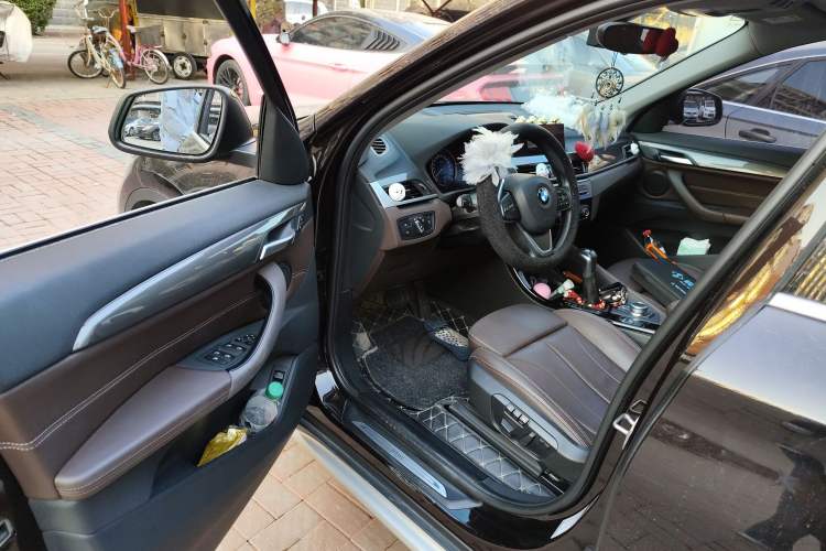 Used BMW X1 2019 xDrive20Li Luxury Model Driver Seat