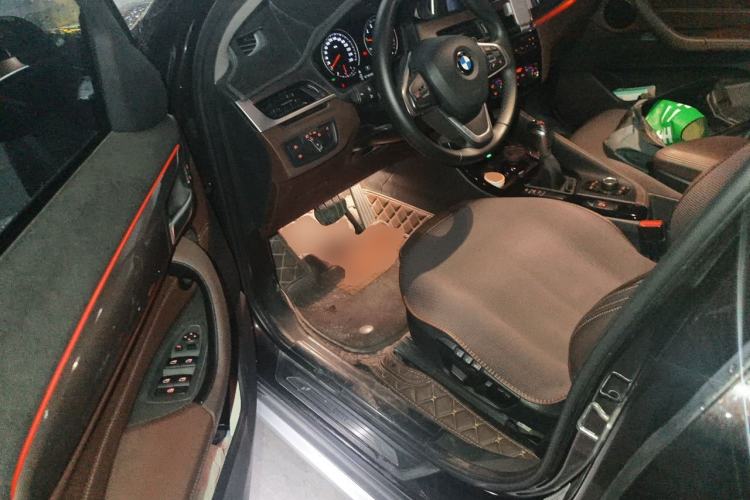 Used BMW X1 2019 sDrive18Li Premium Edition Driver Seat