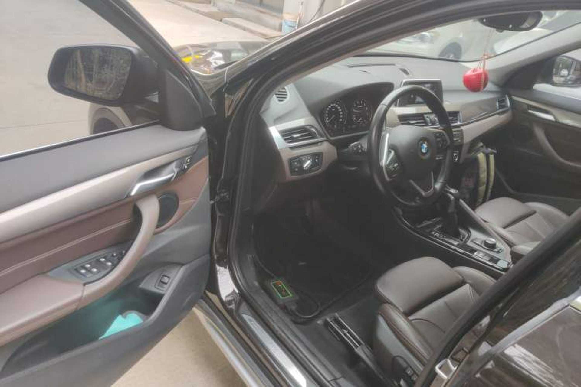 Used BMW X1 2019 sDrive18Li Premium Edition Driver Seat