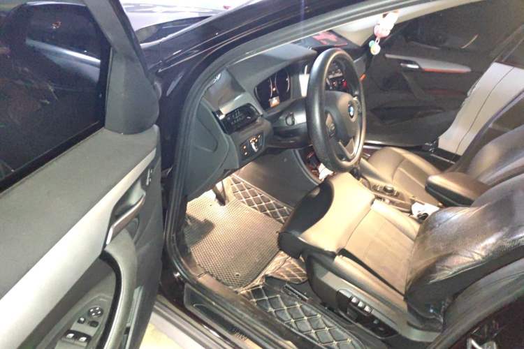 Used BMW X1 2019 sDrive20Li Leading Model Driver Seat