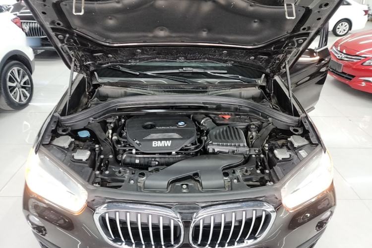 Used BMW X1 2019 sDrive20Li Leading Model Engine Bay