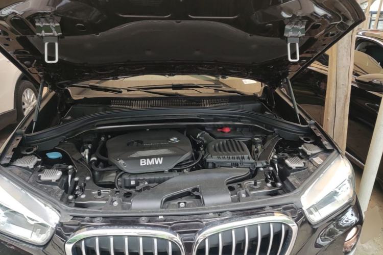 Used BMW X1 2019 sDrive18Li Premium Edition Engine Bay