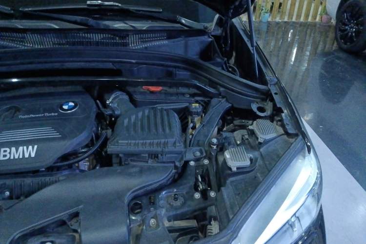 Used BMW X1 2019 sDrive20Li Leading Model Engine Bay Left