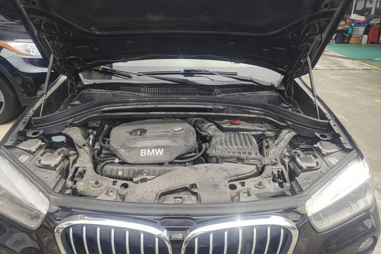 Used BMW X1 2019 sDrive20Li Leading Model Engine Bay