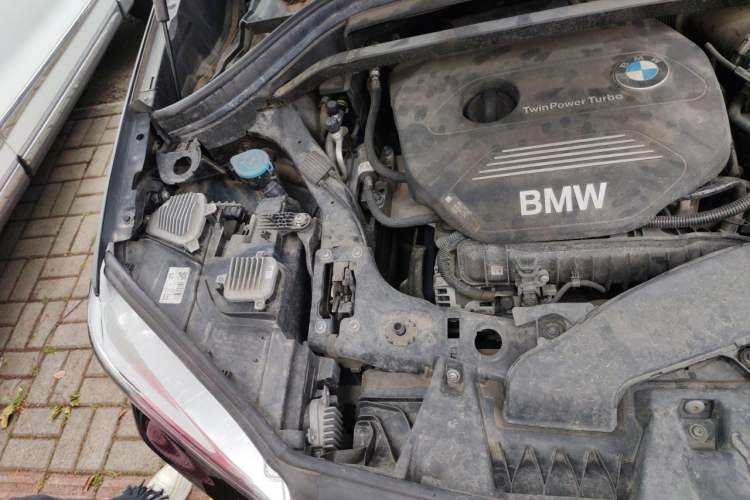 Used BMW X1 2019 sDrive18Li Premium Edition Engine Bay Right