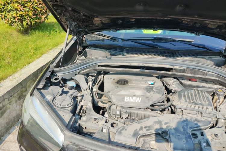Used BMW X1 2019 sDrive18Li Fashion Model Engine Bay Right