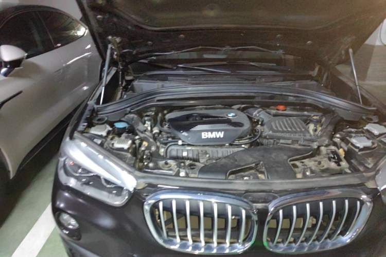 Used BMW X1 2019 sDrive20Li Leading Model Engine Bay Right