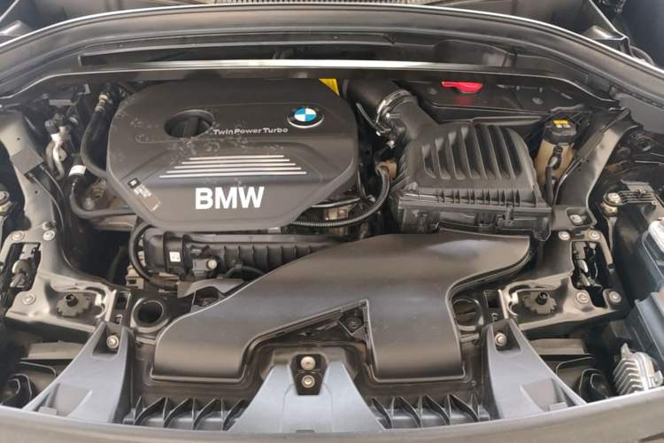 Used BMW X1 2019 sDrive18Li Premium Edition Engine Bay