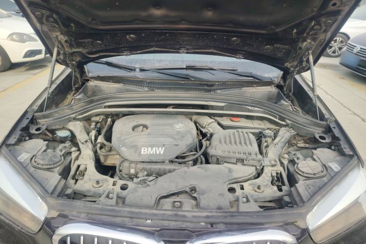 Used BMW X1 2019 sDrive18Li Fashion Model Engine Bay