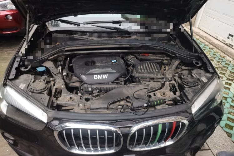 Used BMW X1 2019 sDrive18Li Fashion Model Engine Bay