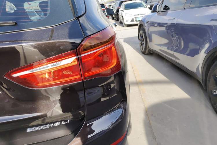 Used BMW X1 2019 sDrive18Li Premium Edition Exterior 3