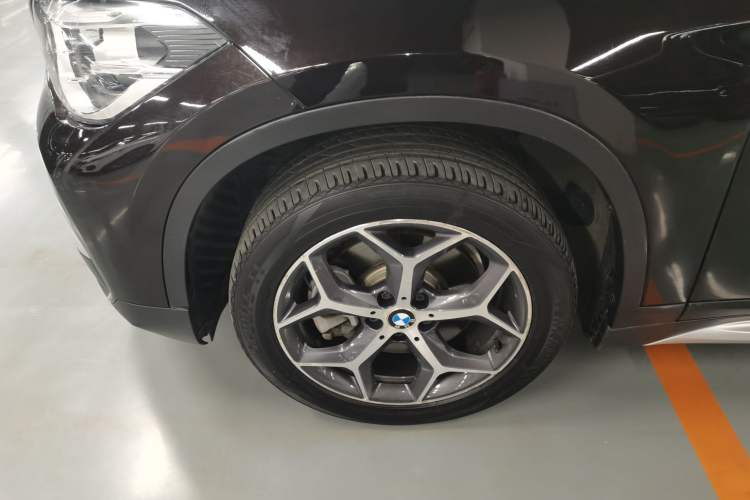 Used BMW X1 2019 xDrive20Li Luxury Model Exterior 7