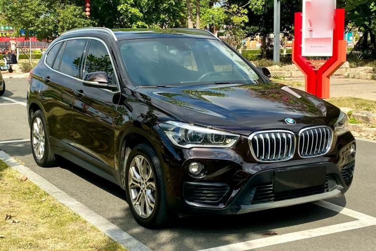 Used BMW X1 2019 sDrive20Li Leading Model Front Right 45 Deg