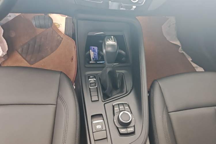 Used BMW X1 2019 sDrive20Li Leading Model Gear Lever