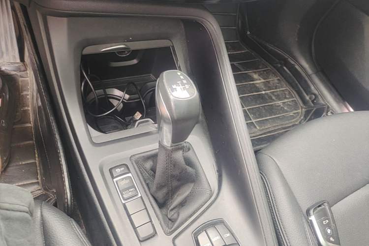 Used BMW X1 2019 sDrive20Li Leading Model Gear Lever