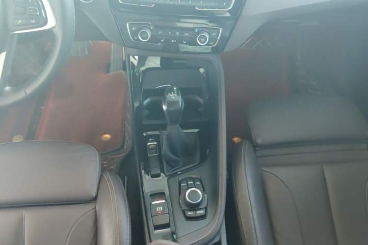 Used BMW X1 2019 sDrive18Li Premium Edition Gear Lever