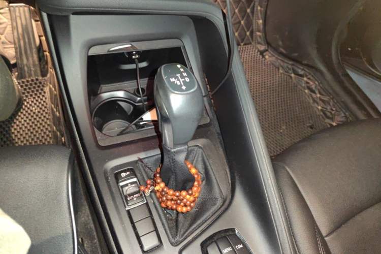 Used BMW X1 2019 sDrive20Li Leading Model Gear Lever
