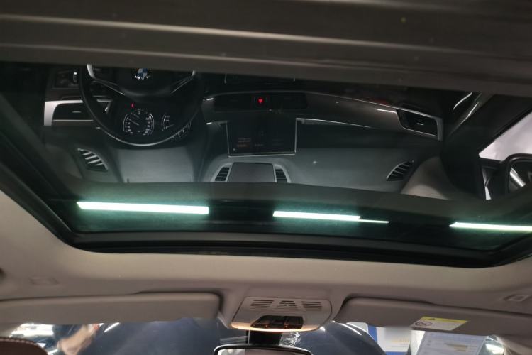 Used BMW X1 2019 xDrive20Li Luxury Model Headliner