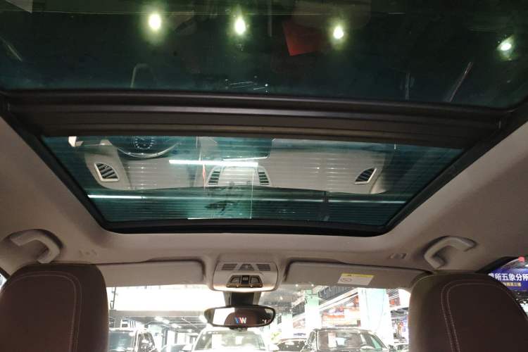 Used BMW X1 2019 sDrive18Li Premium Edition Headliner