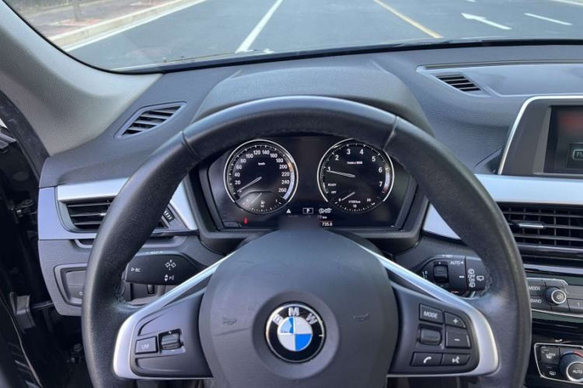 Used BMW X1 2019 sDrive20Li Leading Model Interior 4