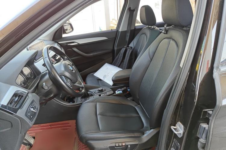 Used BMW X1 2019 sDrive18Li Fashion Model Left Front Seat