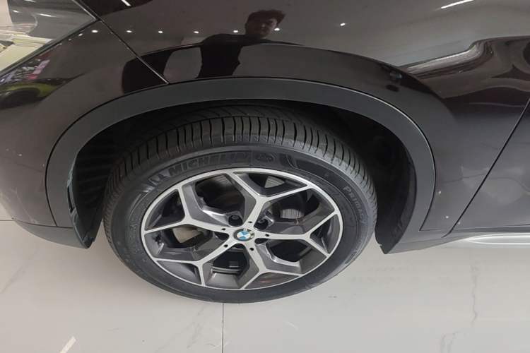 Used BMW X1 2019 xDrive20Li Luxury Model Left Front Wheel Hub