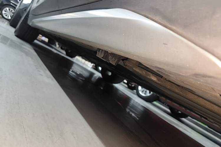Used BMW X1 2019 sDrive18Li Premium Edition Left Side Sill