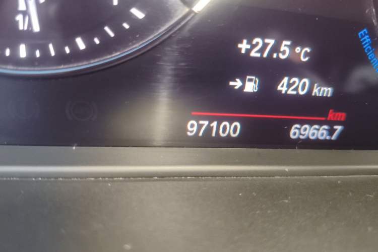 Used BMW X1 2019 xDrive20Li Luxury Model Odometer Close Up