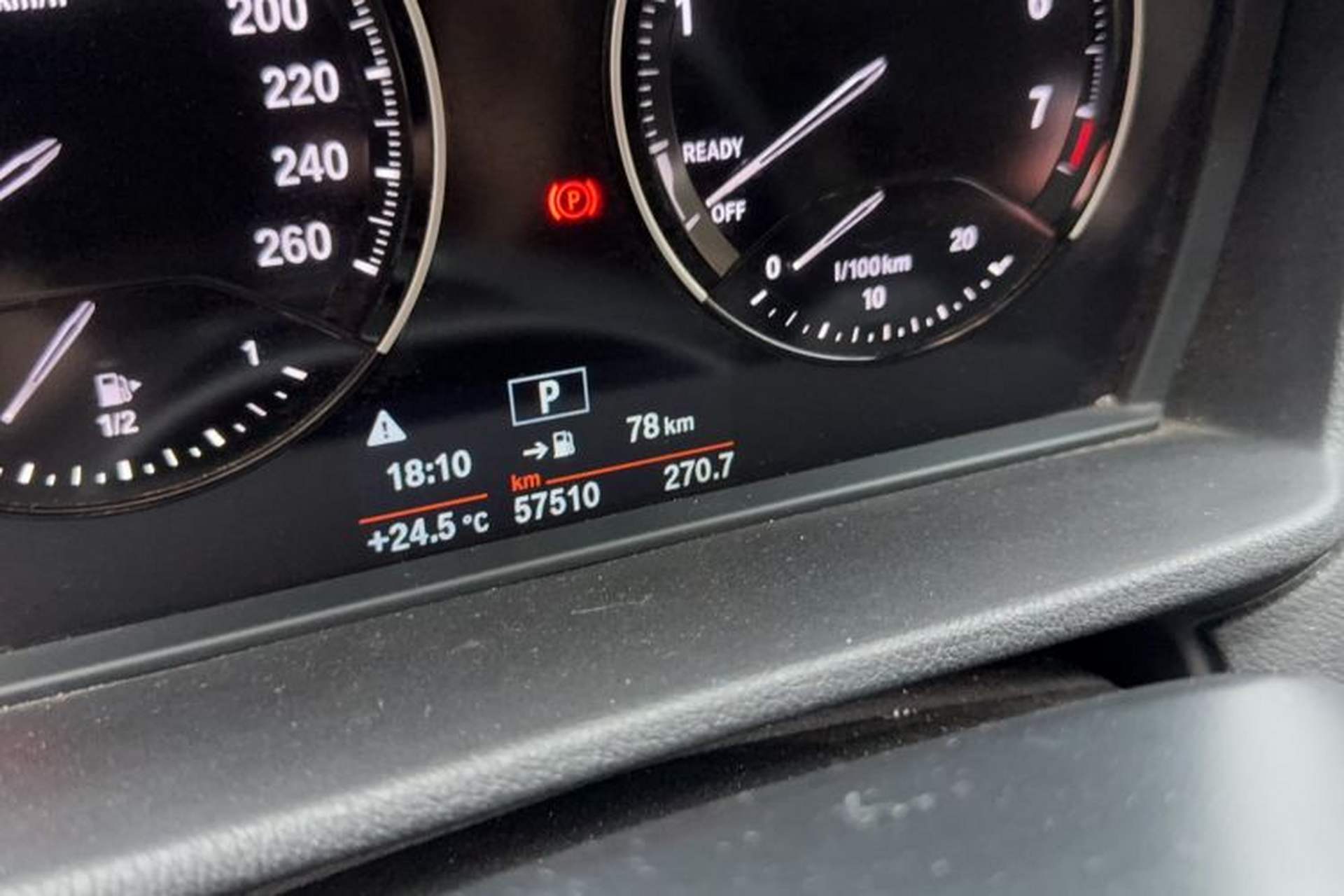 Used BMW X1 2019 sDrive20Li Leading Model Odometer Close Up