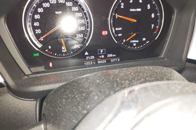 Used BMW X1 2019 sDrive20Li Leading Model Odometer Close Up