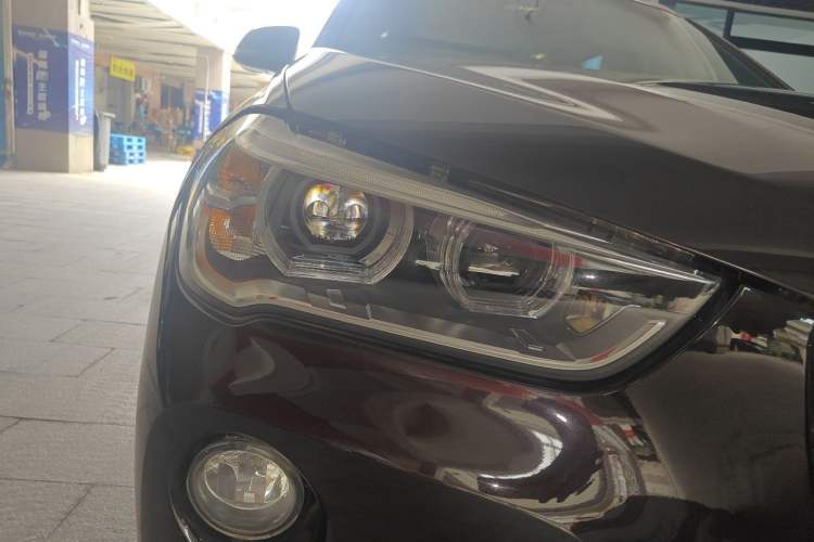 Used BMW X1 2019 sDrive18Li Premium Edition Right Front Headlight