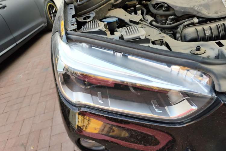 Used BMW X1 2019 xDrive20Li Luxury Model Right Front Headlight
