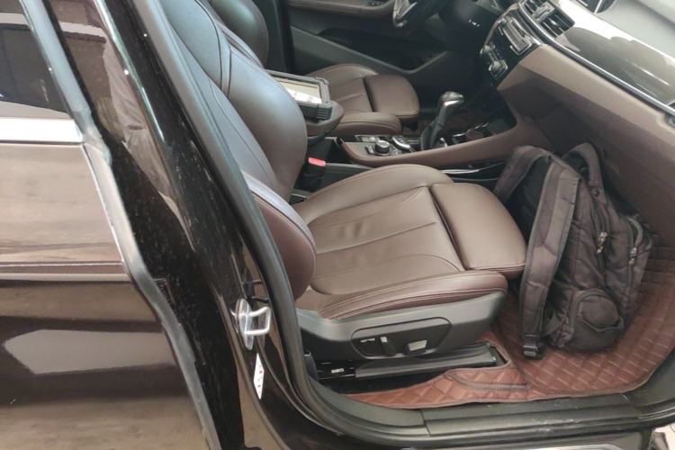 Used BMW X1 2019 sDrive18Li Premium Edition Right Front Seat