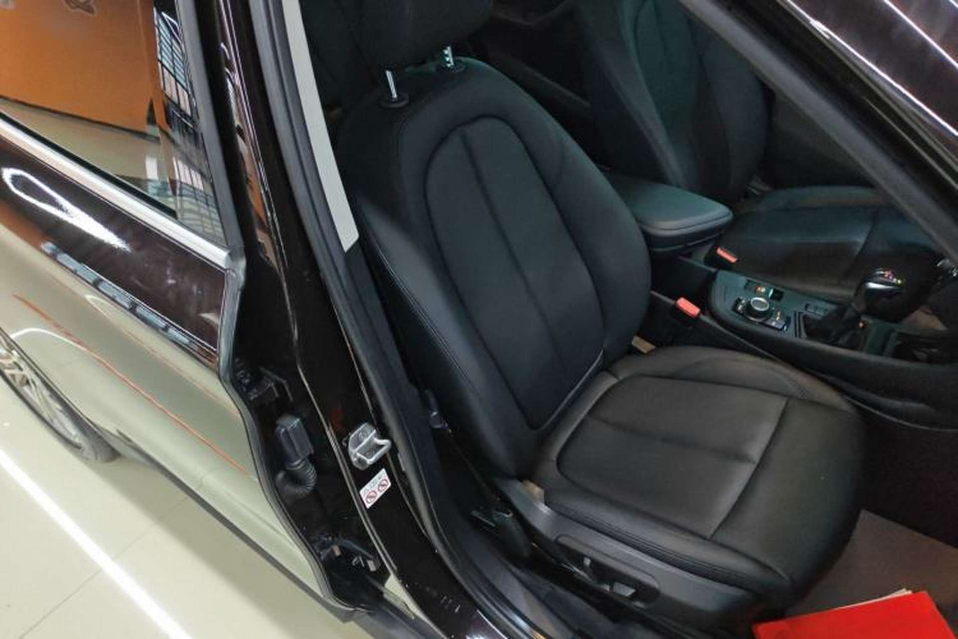 Used BMW X1 2019 sDrive20Li Leading Model Right Front Seat