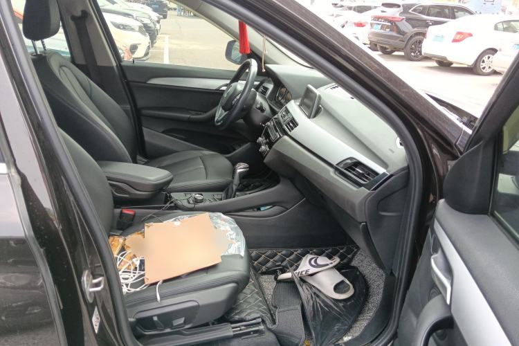 Used BMW X1 2019 sDrive20Li Leading Model Right Front Seat