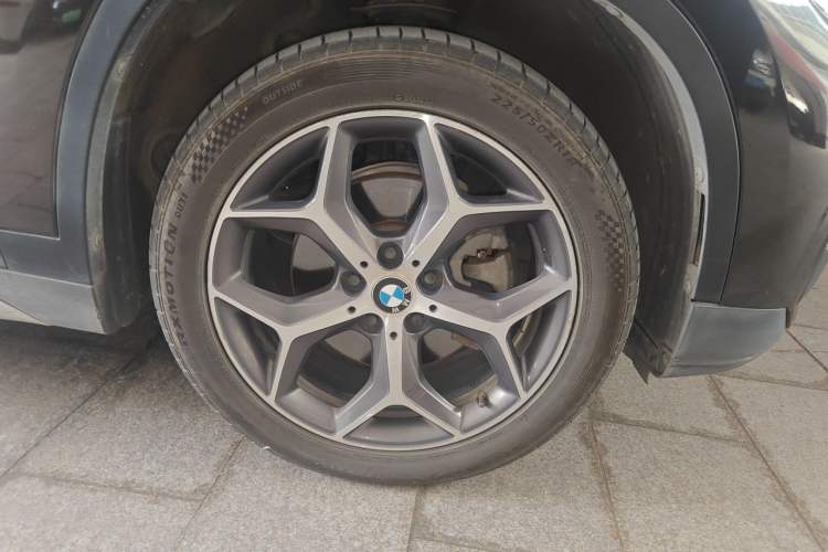 Used BMW X1 2019 sDrive18Li Premium Edition Right Front Wheel Hub