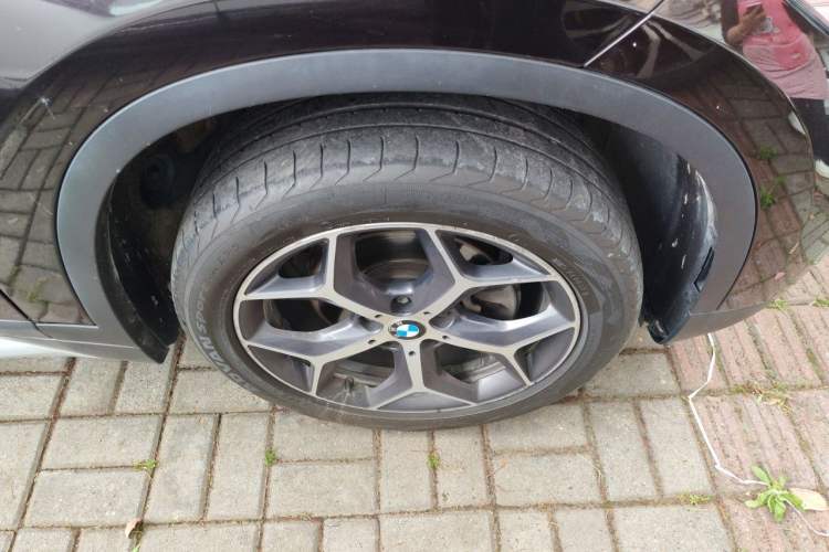 Used BMW X1 2019 sDrive18Li Premium Edition Right Front Wheel Hub